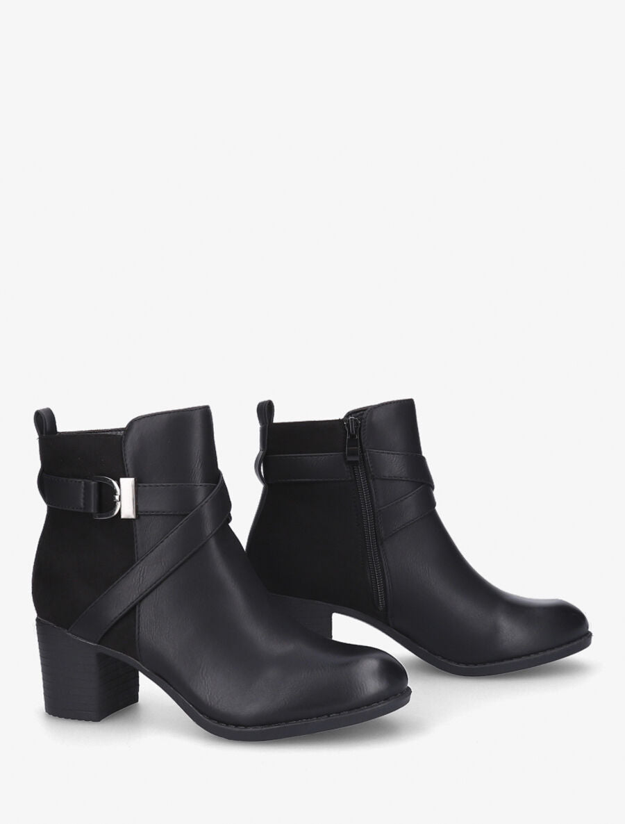 Bottines à talon et sangles croisées - Noir - 4