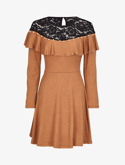 Robe patineuse à épaules en dentelle à volants - Camel - 4