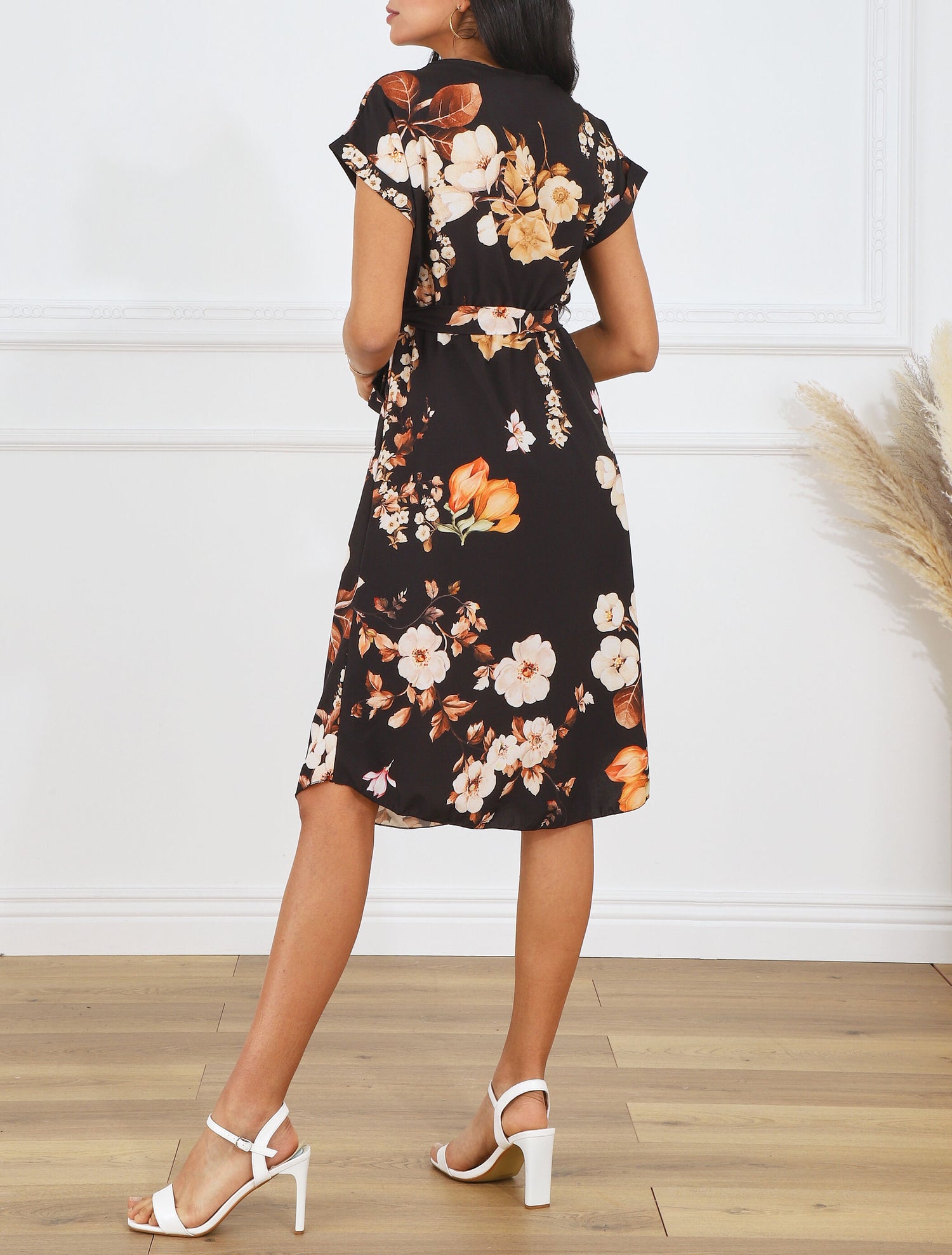 Robe mi-longue manches courtes imprimé floral - Noir - 5