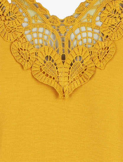 Top élastiqué col V en dentelle - Jaune - 3