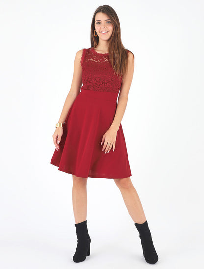 Robe uni à bustier en dentelle - Bordeaux - 4