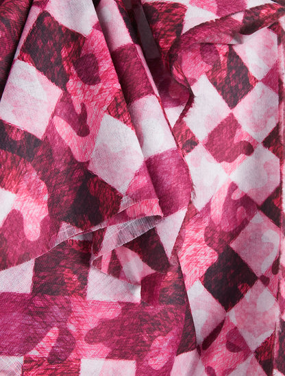 Foulard imprimé graphique et bords effilochés - Fushia - 3