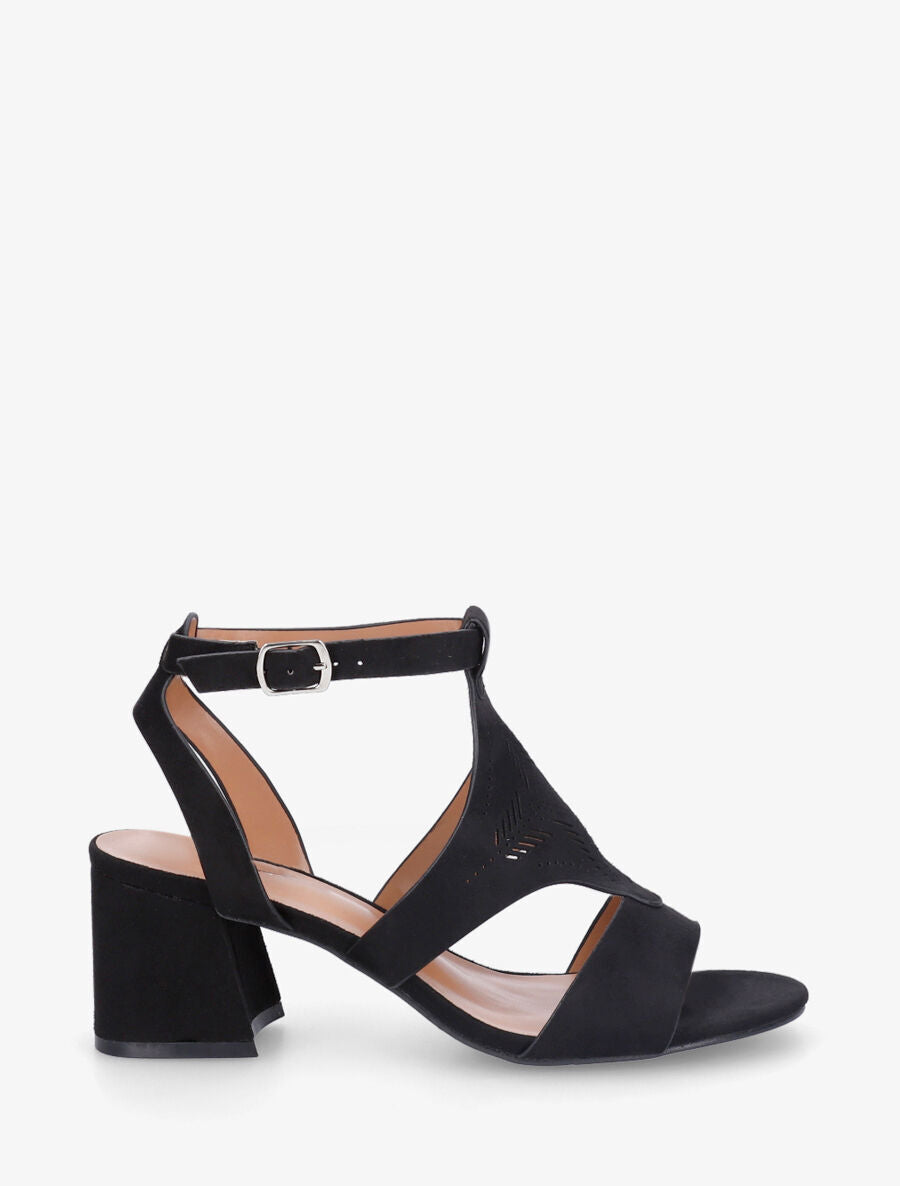 Sandales à talon et motifs ajourés - Noir - 5