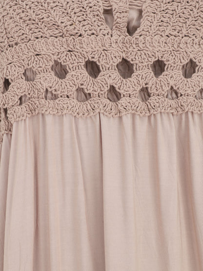 Robe longue dos-nu et broderies - Taupe - 4