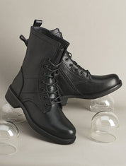 Bottines en simili à lacets - Noir - 1