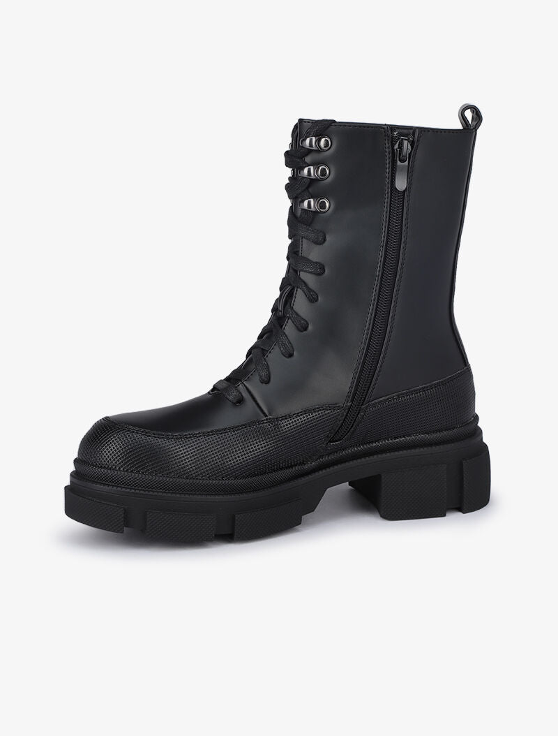 Boots lacées à semelles texturées crantées - Noir - 4